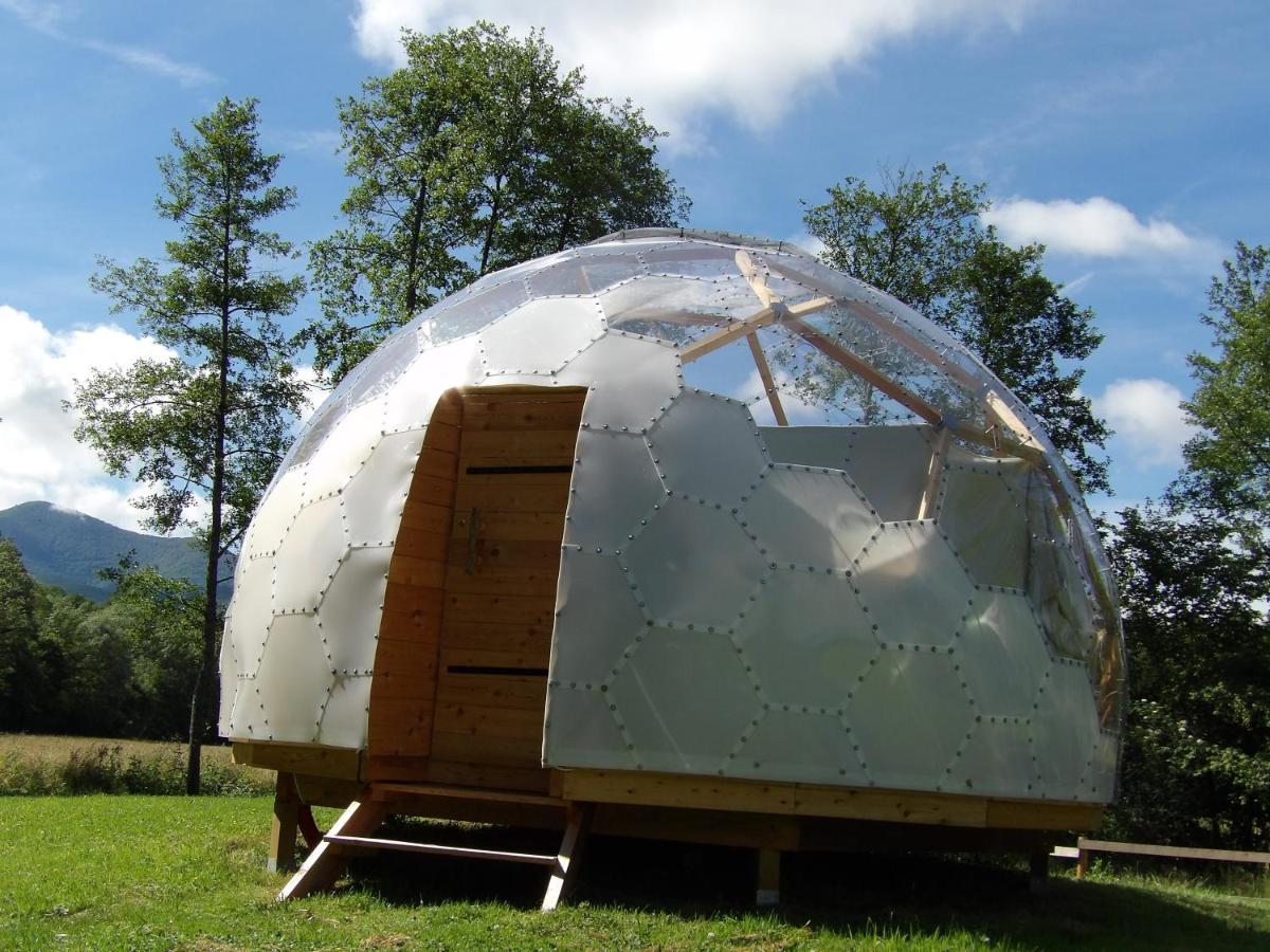 Camping 3 Etoiles - Piscine Chauffee - Vue Montagne Saint-Girons  Eksteriør billede