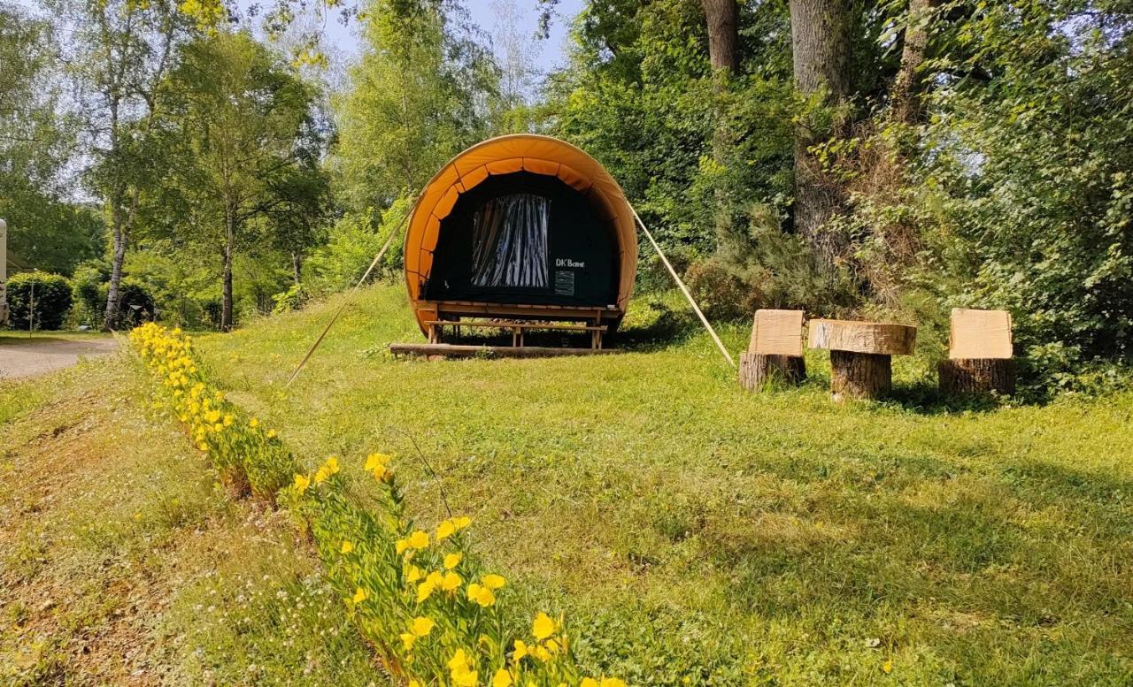 Camping 3 Etoiles - Piscine Chauffee - Vue Montagne Saint-Girons  Eksteriør billede