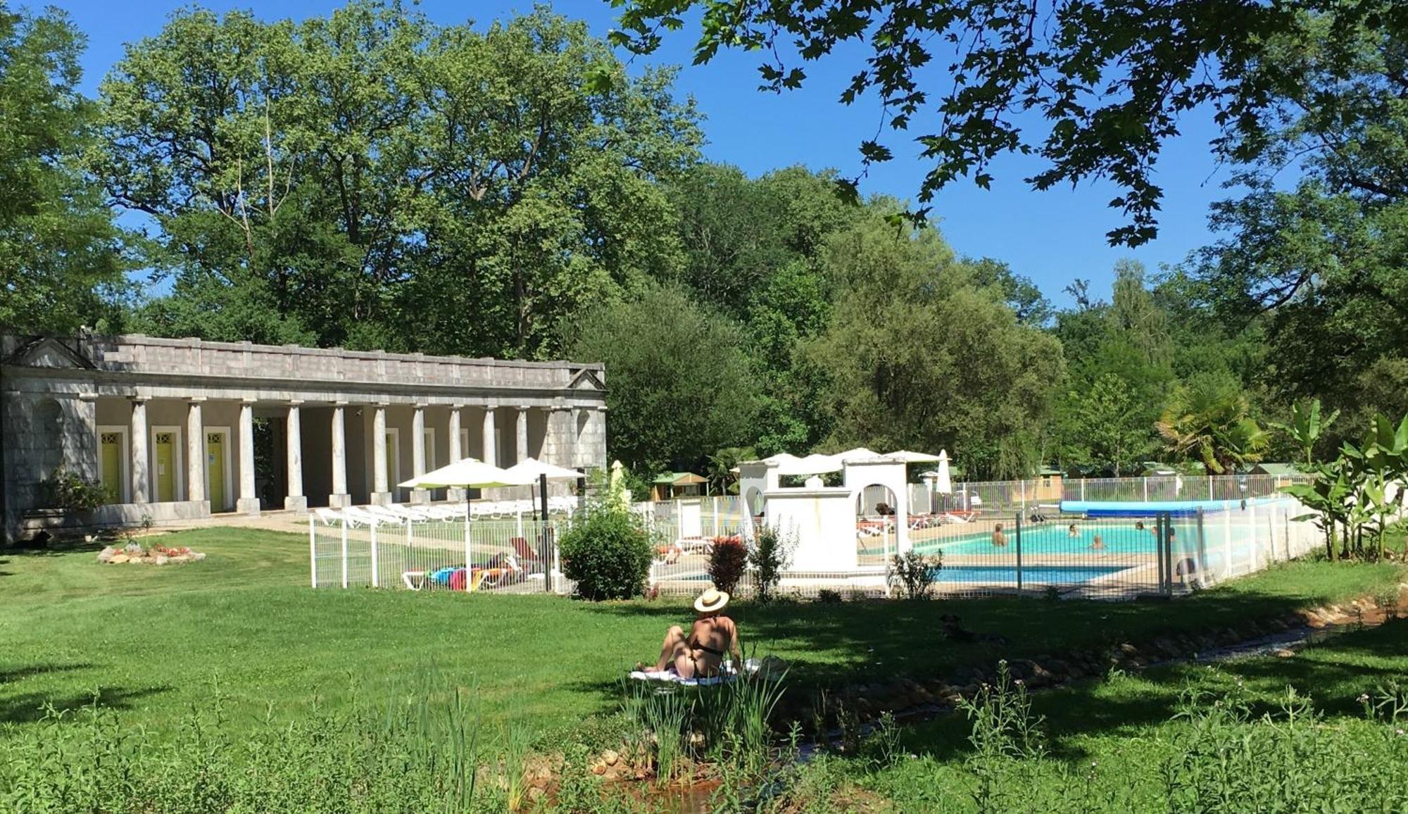 Camping 3 Etoiles - Piscine Chauffee - Vue Montagne Saint-Girons  Eksteriør billede