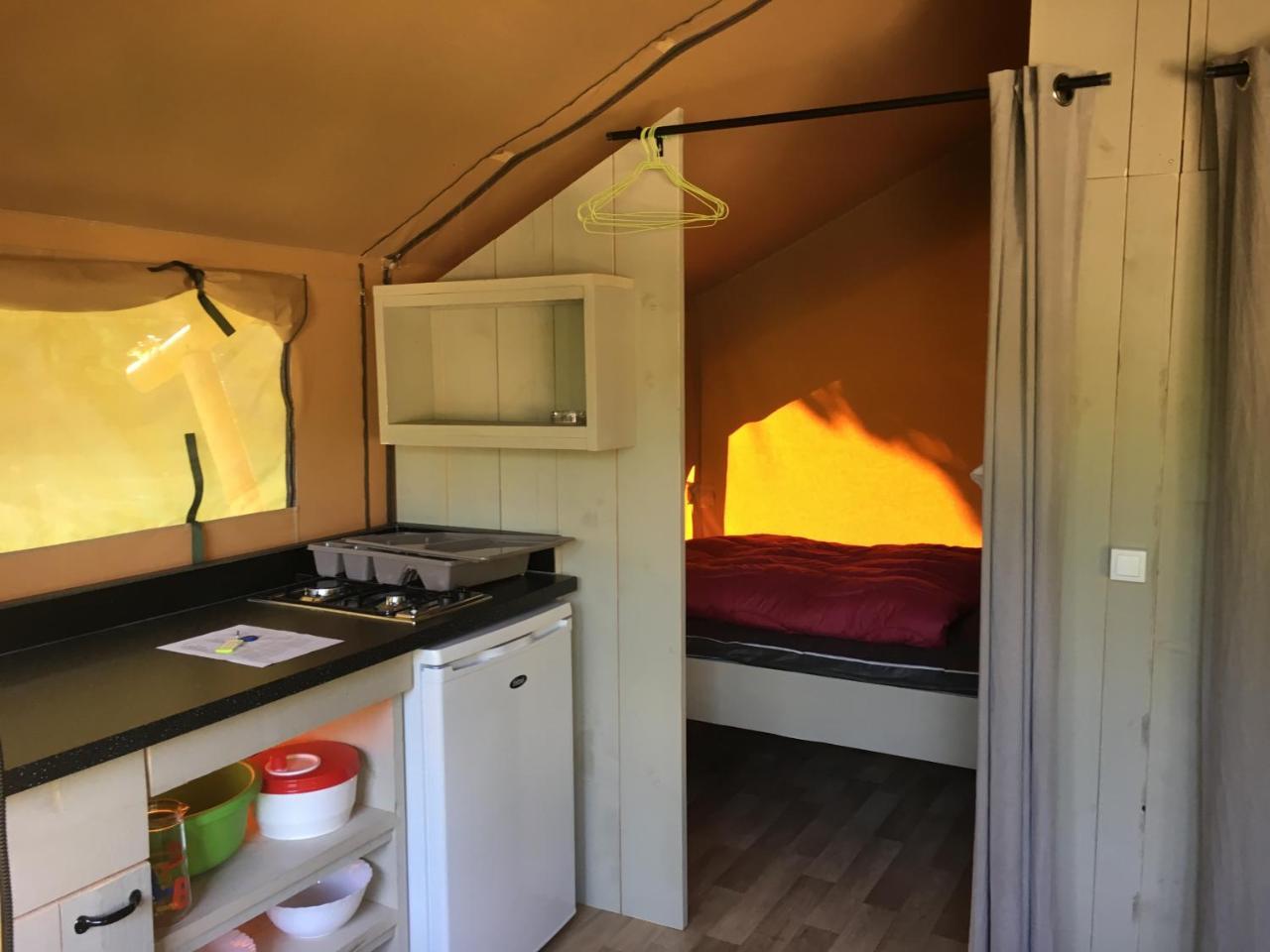 Camping 3 Etoiles - Piscine Chauffee - Vue Montagne Saint-Girons  Eksteriør billede