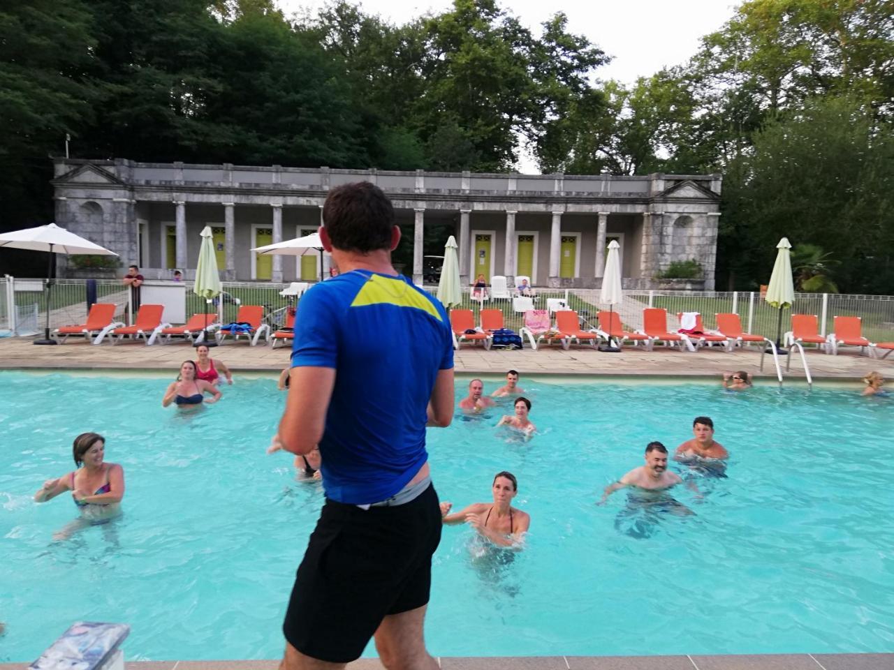 Camping 3 Etoiles - Piscine Chauffee - Vue Montagne Saint-Girons  Eksteriør billede